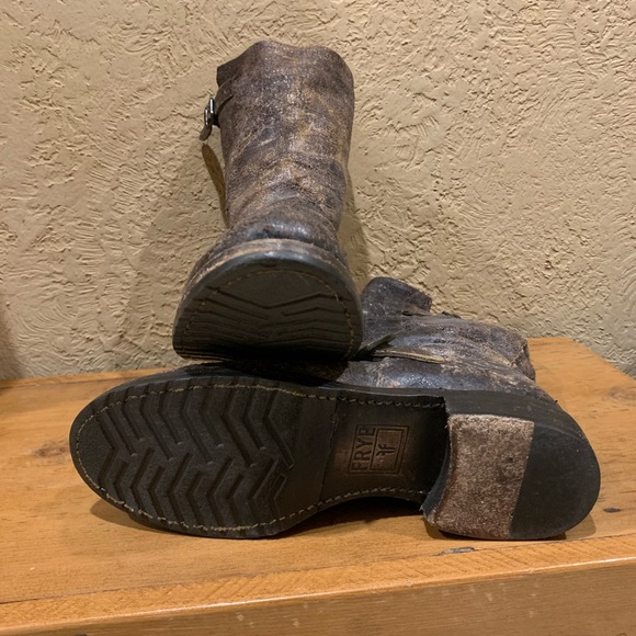 Frye Veronica Short Boots - Picture 2 of 5